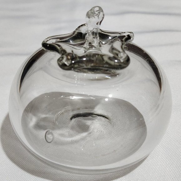 Unbranded Other - 3.5" Tomato Art Glass Heavy Figurine Paperweight unsigned